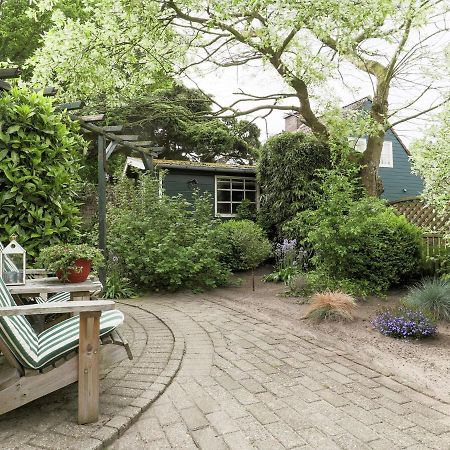 Cosy Holiday Home In Noordwijkerhout Near Lake المظهر الخارجي الصورة